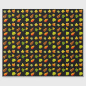 Herfstbladeren op zwart cadeaupapier (Vlak)