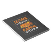 Herfstbladeren Pompoen Halloween-ontwerp Notitieblok (Schuin)