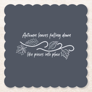 Herfstbladeren vallen als stukjes op hun plaats kartonnen onderzetters