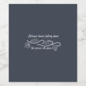 Herfstbladeren vallen als stukjes op hun plaats wijn etiket (Enkel label)