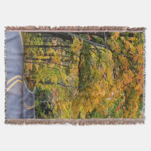 Herfstbladerendak langs Highway 41 Deken (Voorkant)
