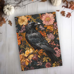 Herfstbloem Raven Crow Briefkaart<br><div class="desc">Dit ontwerp werd gecreeerd door digitale kunst. Het kan worden gepersonaliseerd door de aanpassingsknoop te klikken en de kleur te veranderen, een naam, initialen of uw favoriete woorden toe te voegen. Neem contact met me op colorflowcreations@gmail.com als je dit ontwerp op een ander product wilt gebruiken. Zie meer van mijn...</div>