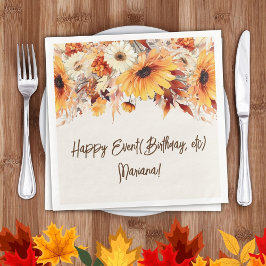 Herfstbloemen op beige feestservetten servet