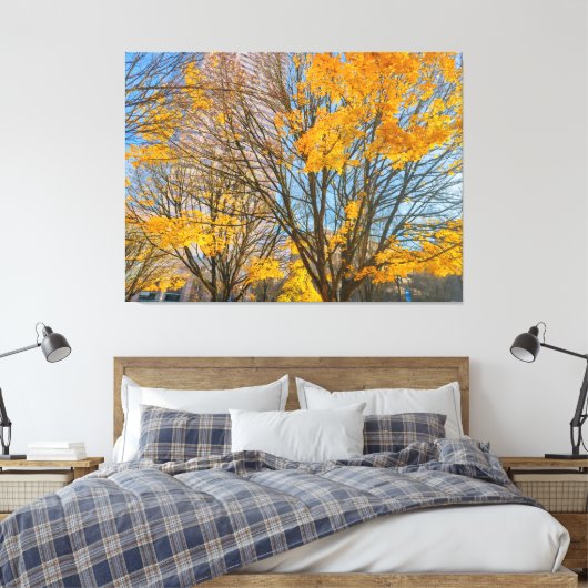 Herfstbomen in het stadsbeeld canvas afdruk (Insitu (Slaapkamer))