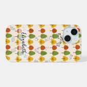 Herfstbomen met lijnkunstdieren iPhone 15 case (Achterkant horizontaal)