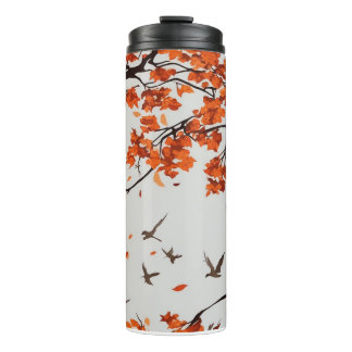 Herfstboom met bladeren en vogels. thermosbeker