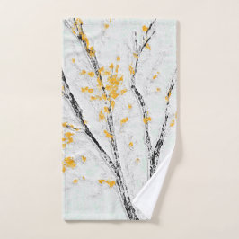 Herfstboomtakken met gele herfstbladeren bad handdoek
