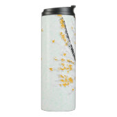 Herfstboomtakken met gele herfstbladeren thermosbeker (Gedraaid links)