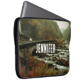 Herfstbos en rivierlandschap laptop sleeve (Voorkant Rechts)