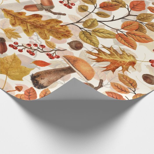 Herfstbos op gebroken wit cadeaupapier (Hoek)