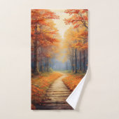 Herfstbospad met levendig Herfst gebladerte Bad Handdoek (Handdoek)
