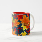 Herfsteikels en eikenboombladeren tweekleurige koffiemok (Voorkant rechts)