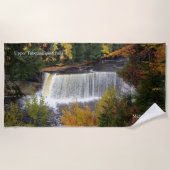 Herfsten bovenaan op het strand van Tahquamenon Strandlaken (Voorkant)