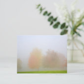 Herfsten in nevel briefkaart (Staand voorkant)