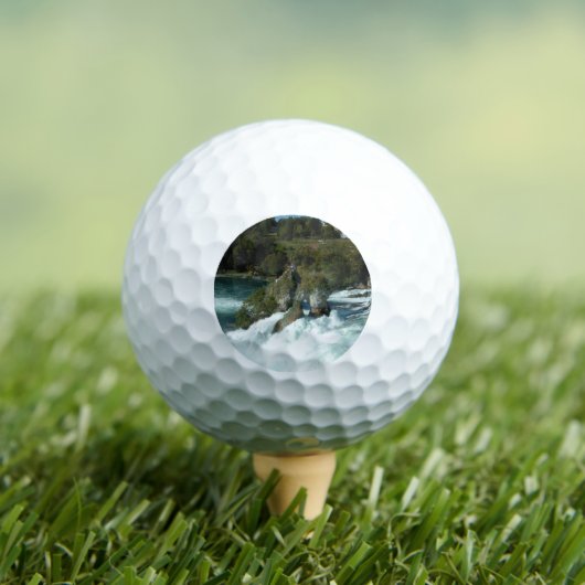 Herfsten van schilderachtig Rijn in Zwitserland Golfballen (Insitu Shirt)