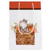 Herfstkat en pompoenen in doos  medium cadeauzakje (Achterkant)