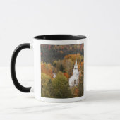 Herfstlandschap met kerk, Vermont, VS Mok (Links)