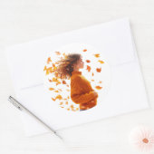 herfstmeisje ronde sticker (Envelop)