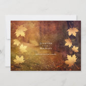 herfstpad vallende esdoorn bladeren bruiloft detai (Achterkant)