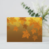 Herfstpatroon met vallende esdoornbladeren en boke (Staand voorkant)