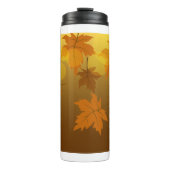 Herfstpatroon met vallende esdoornbladeren en boke thermosbeker (Voorkant)