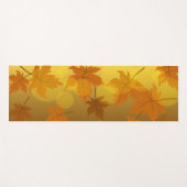 Herfstpatroon met vallende esdoornbladeren en boke yogamat (Voorkant (horizontaal))