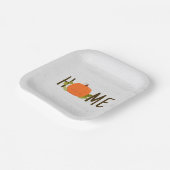 Herfstpompoen met huistekst op hout papieren bordje (Gebogen)