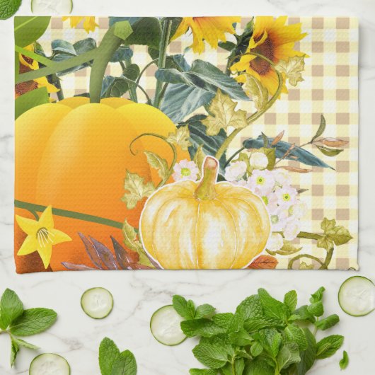 Herfstpompoen op Gingham Theedoek (Gevouwen)