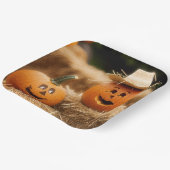 Herfstpompoenen op hooibalen papieren bordje (Gebogen)