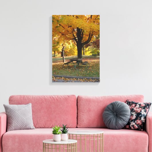 Herfstscène met picknicktafel. canvas afdruk (Insitu (Woonkamer))