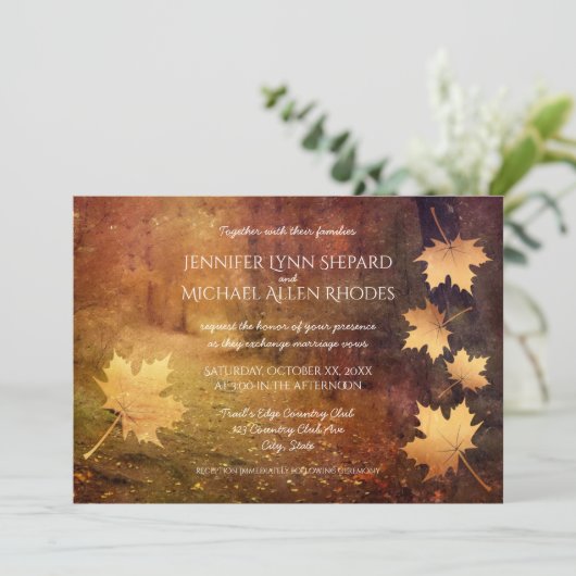 herfstspoor dat esdoorn verlaat rustige bruiloft kaart (Staand voorkant)