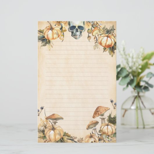 Herfsttuin met schedel en pompoenen gevoerd briefpapier (Staand voorkant)