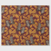 Herfstuilen op donkerrood cadeaupapier (Vlak)