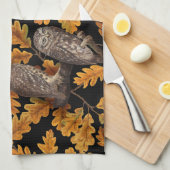 Herfstuilen op zwart theedoek (Quarter Fold)