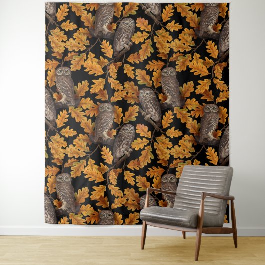 Herfstuilen op zwart wandkleed (In situ)