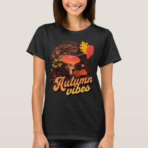 Herfstvibes, rode paddenstoel t-shirt