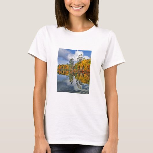 Herfstvijverreflecties, Maine T-shirt (Voorkant)
