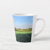 Herfstwandeling in het land - Klein gepersonalisee Latte Mok (Rechts)