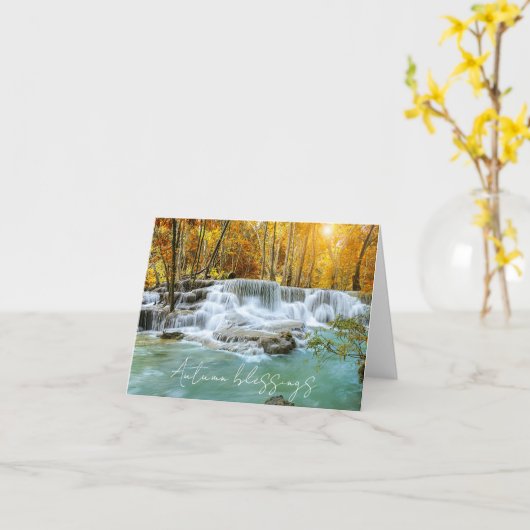 Herfstwaterval met aangepaste tekst kaart (Gele Bloem)