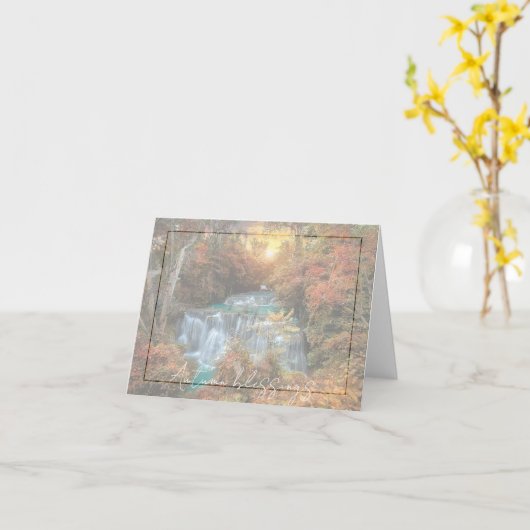 Herfstwaterval met aangepaste tekst kaart (Gele Bloem)