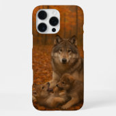 Herfstwolf familie speelse pups in het Herfst bos iPhone Hoesje (Achterkant)