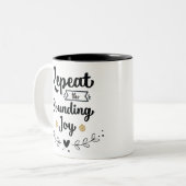 Herhaal de kliniek bij het klinken tweekleurige koffiemok (Voorkant links)