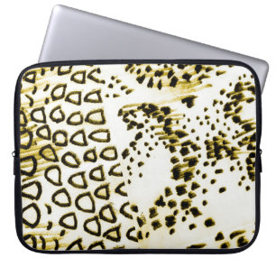 Herhaalbare slangenhuid. Gele Mode stijl. Wit Laptop Sleeve