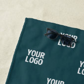 Herhalend Afbeelding, ontwerp of Logo | donkerblau Strandlaken (In situ)