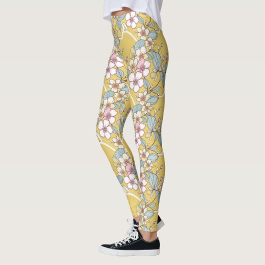 Herhalend patroon in pastelkleuren leggings (Links)