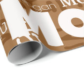 Herhalende Naam Bruin Wit Neutrals Modern Letterty Cadeaupapier (Rol Hoek)