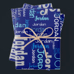 Herhalende Naam Shades of Blue & Silver Christmas Inpakpapier Vel<br><div class="desc">Deze herhalende naam gepersonaliseerde kerst inpakpapier heeft hun naam of familienaam in trendy kerst tinten van blauw, zilver en wit in een variatie van verschillende lettertypen. Geweldig voor het inpakken van kerstcadeaus of het hele jaar door, en je vrienden en familie zullen het leuk vinden om hun cadeaus hun namen...</div>