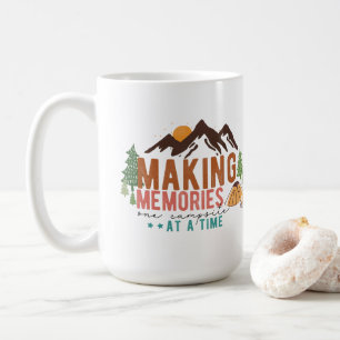 Herinneringen maken, één camping tegelijk koffiemok