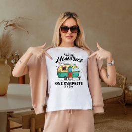 Herinneringen tegelijk op een kampeerterrein maken t-shirt