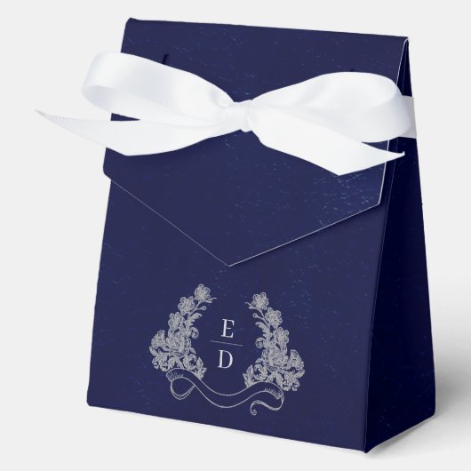 Heritage Crest Monogram Navy Heritage Wedding Bedankdoosjes (Voorkant)